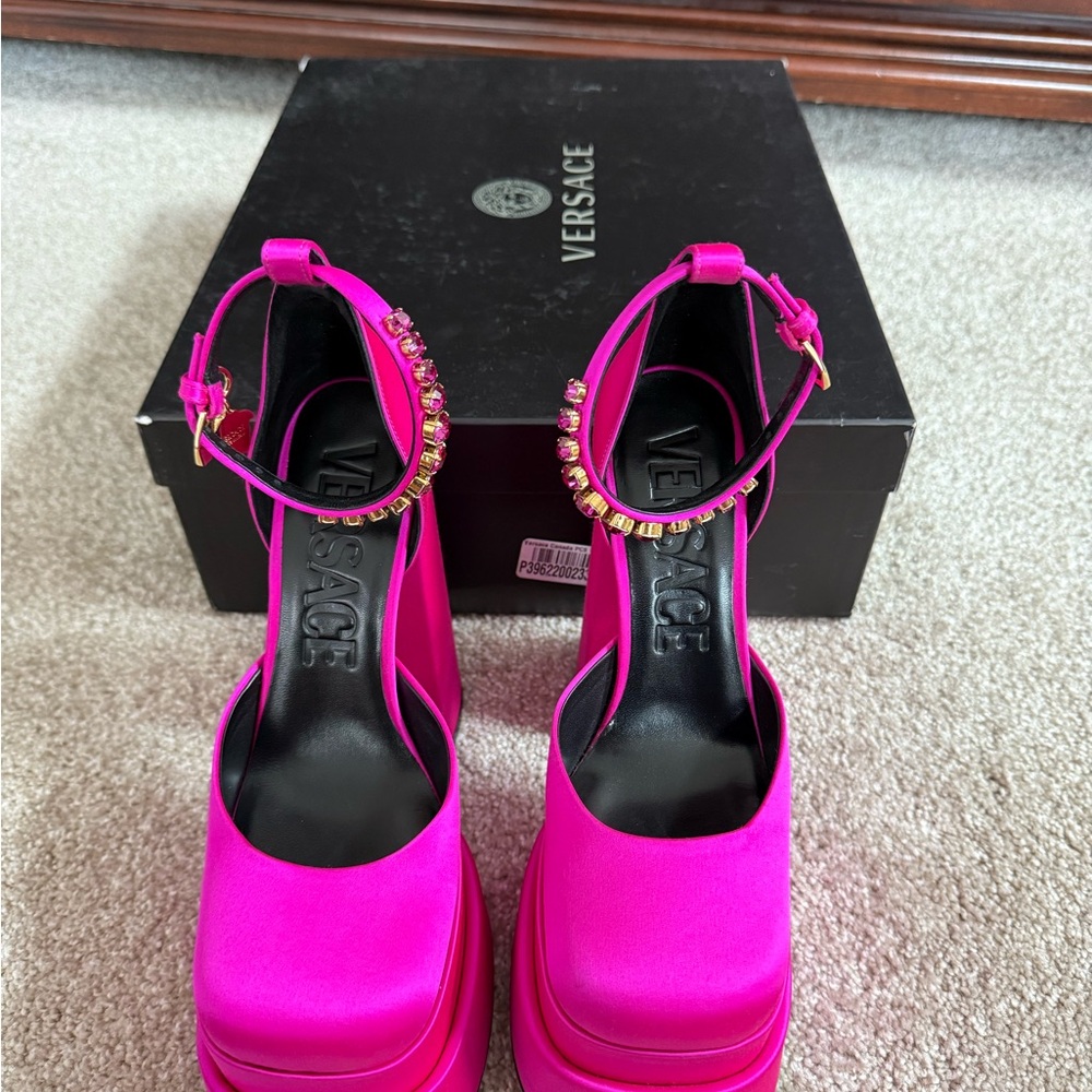 Versace Medusa Aevitas Pink Platform Heels